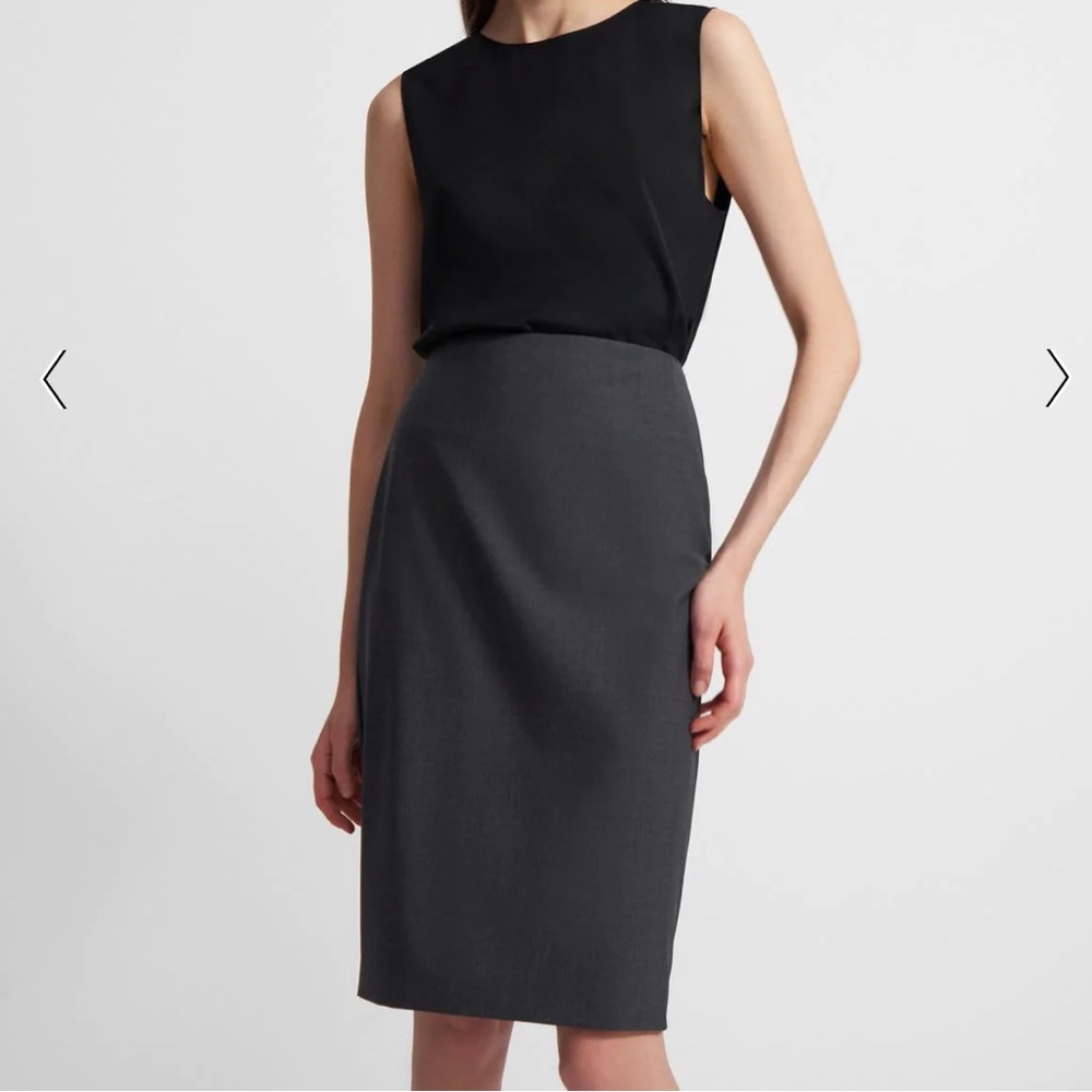 Theory Pencil Skirt in Good Wool - Charcoal Gray - NWOT - Size 2
